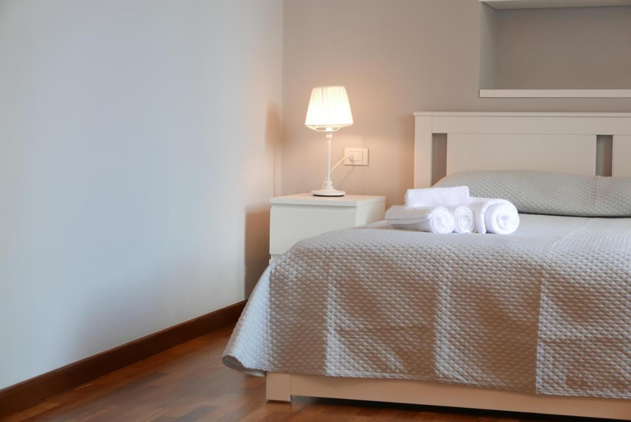 Suite 261 - Intero Appartamento Nel Centro Di Bari Bagian luar foto